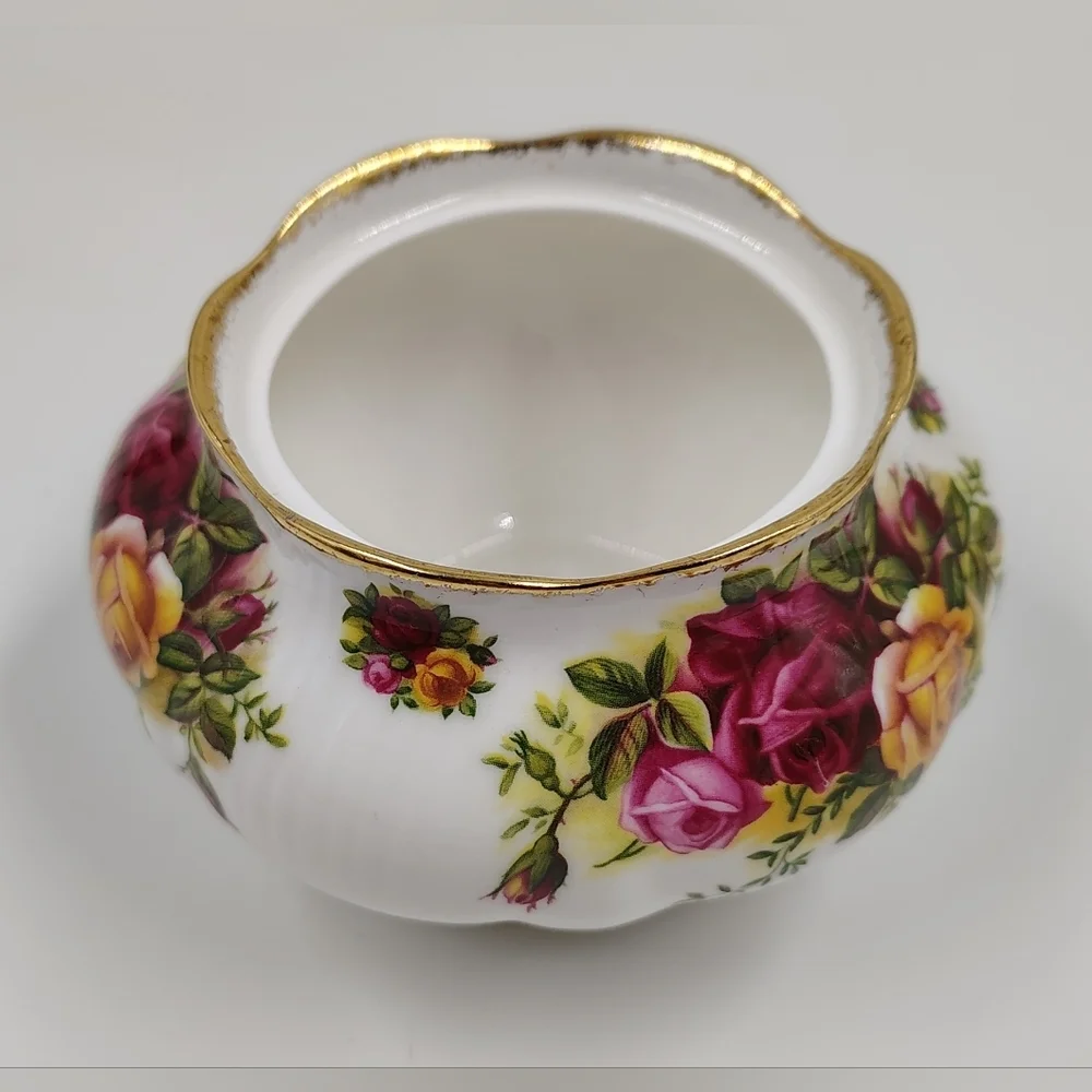 Royal Albert England Old Country Roses Bone China Sugar Cup - Picture 2 of 8